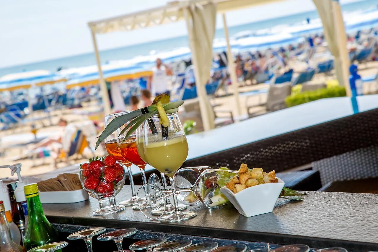 Hotel Villa Gioiosa Lido di Jesolo 3*,  Italien